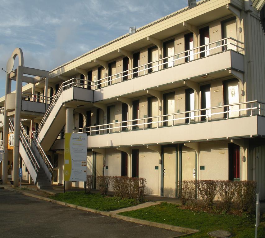 Premiere Classe Dreux Esterno foto